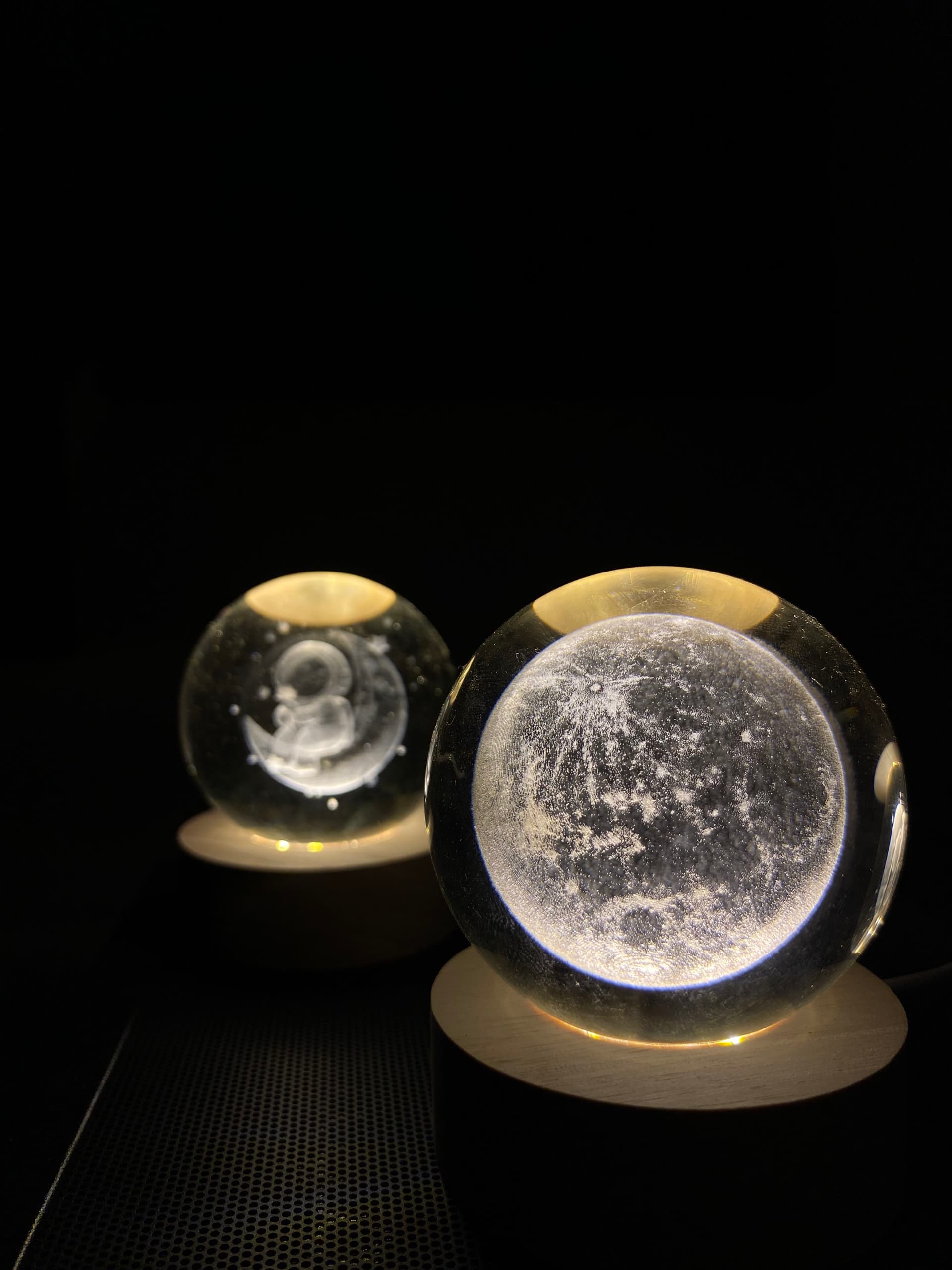 3D Full Moon Crystal Ball Lamp